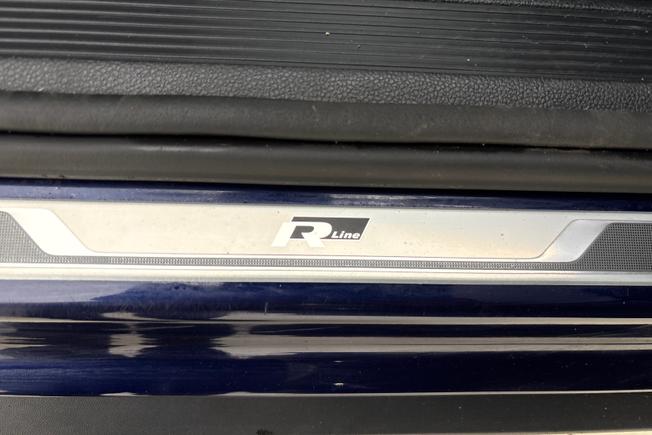 VOLKSWAGEN T-Roc Photo 26