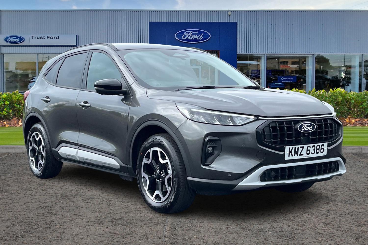 Ford KUGA Photo 0
