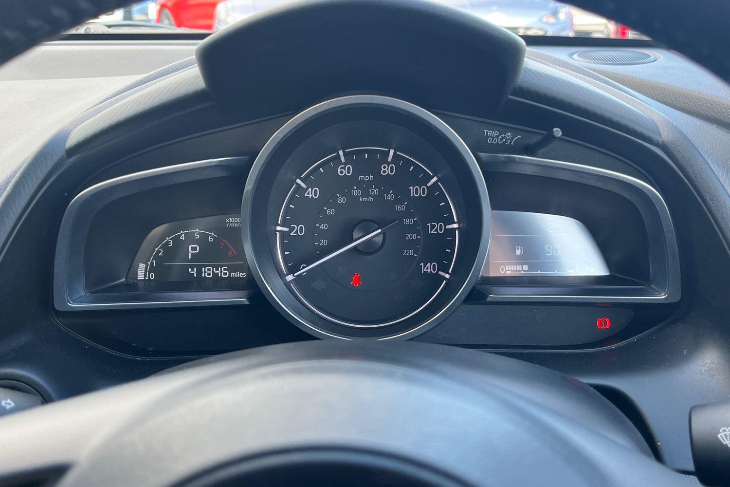 Mazda 2 Photo 12