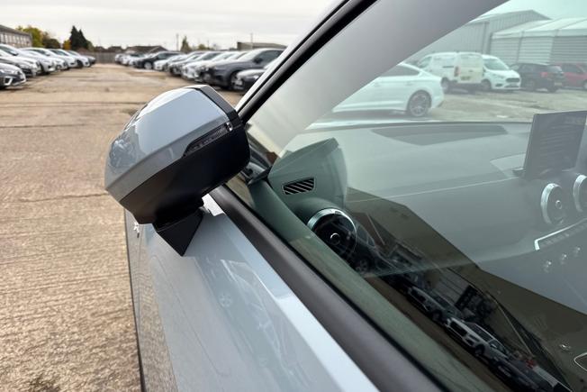 AUDI Q2 Photo 52