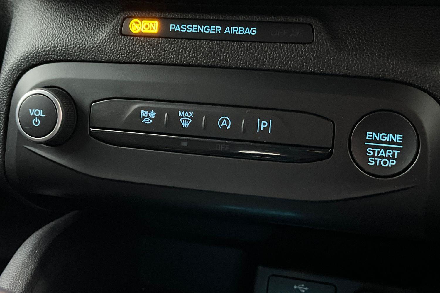 Ford FOCUS Photo 31