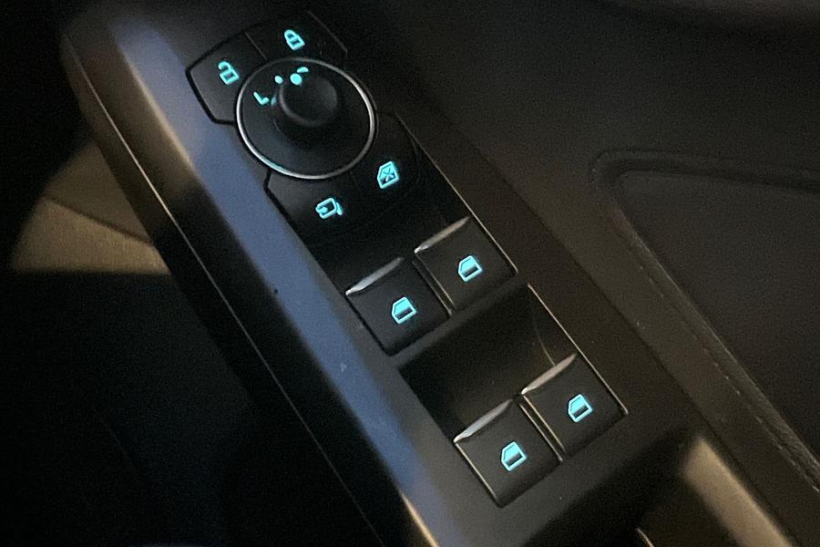 Ford FOCUS Photo autoimg-dd4c4550d747caab010c1af95e07f29601adfb49.jpg