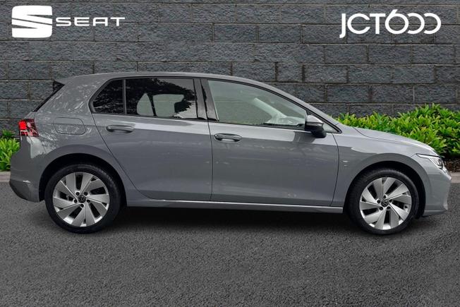 VOLKSWAGEN Golf Photo 4