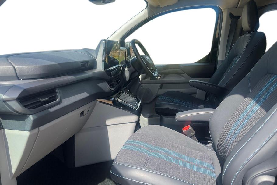 Used Ford TRANSIT CUSTOM WV26XGX 3