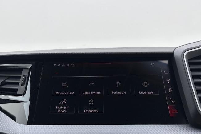 AUDI A1 Photo 30