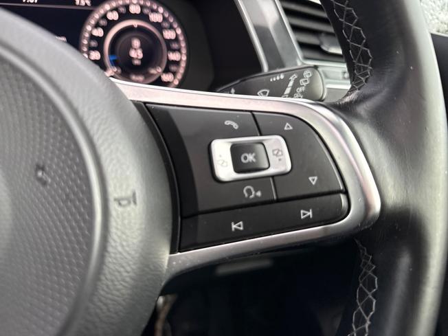 VOLKSWAGEN Tiguan Photo 17