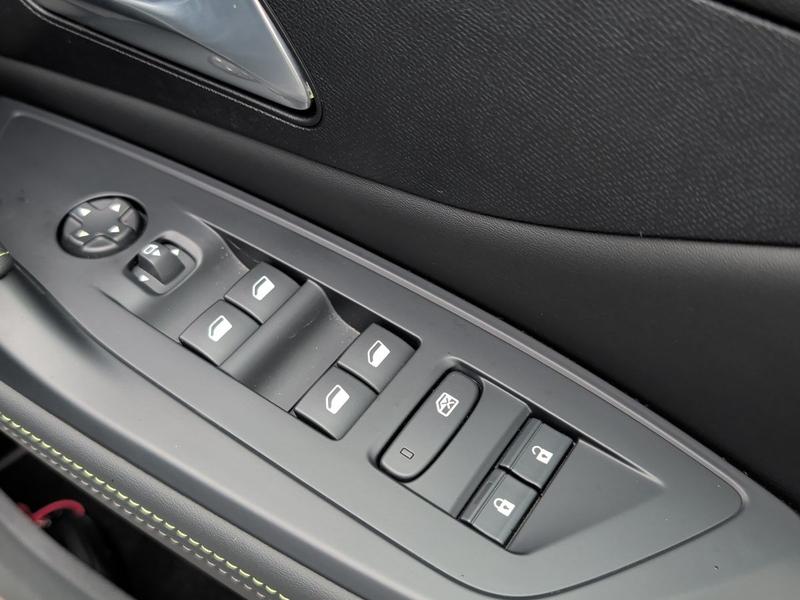 Used Peugeot 308 SW KO74YGL 24