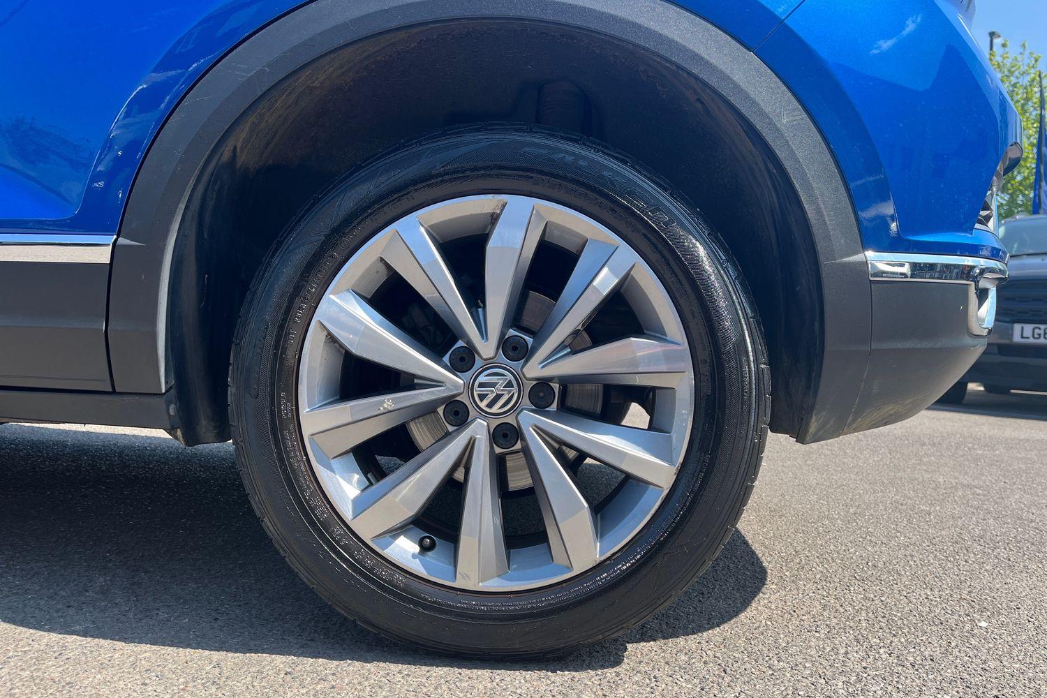 Volkswagen T-ROC Photo 7