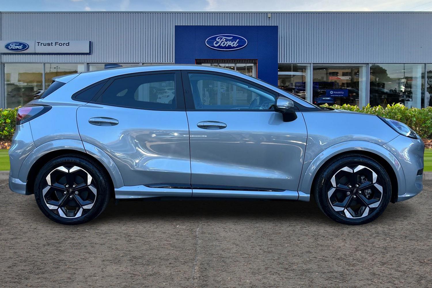 Ford Puma Gen-E Photo 2