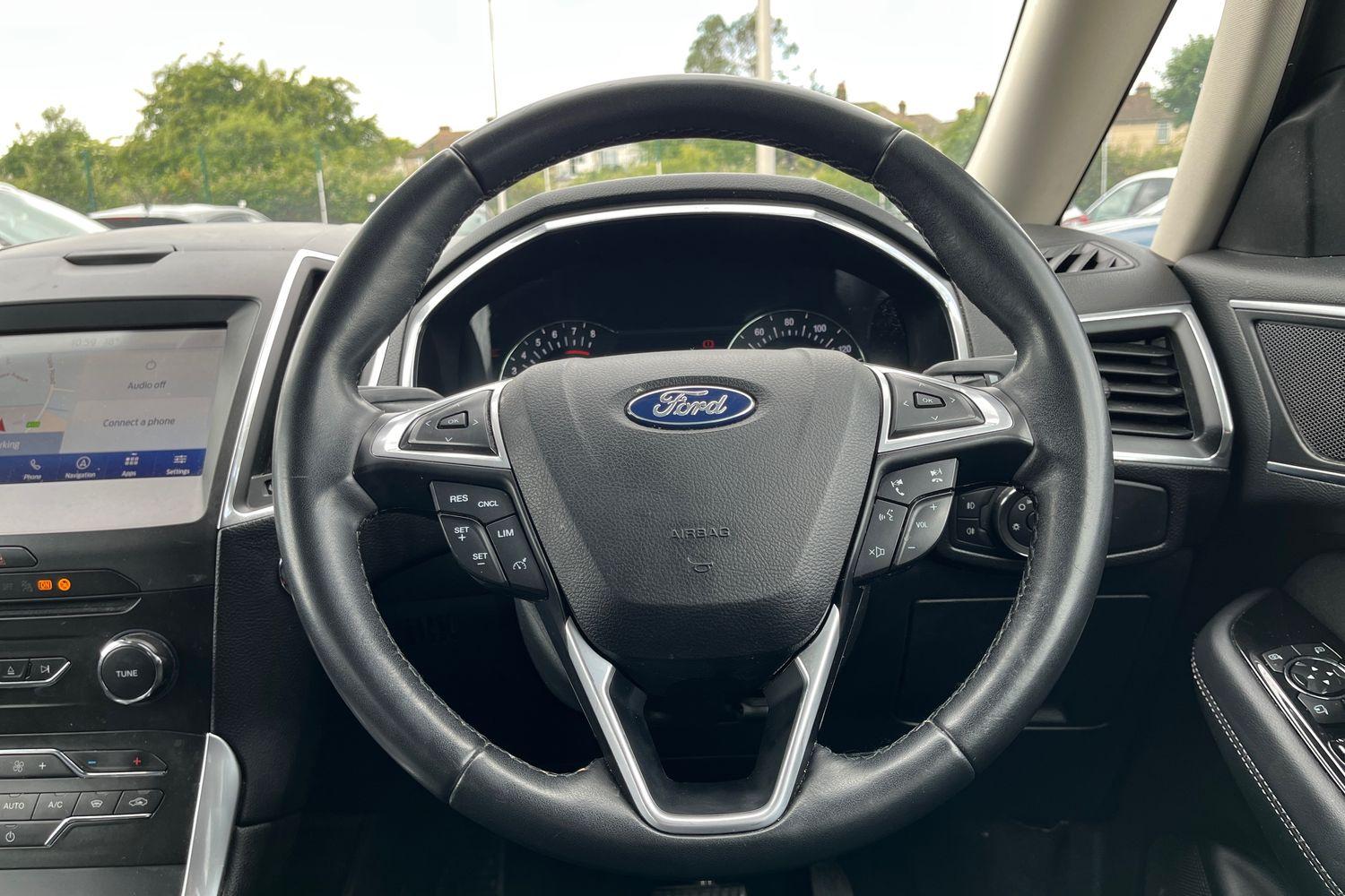 Ford GALAXY Photo 11