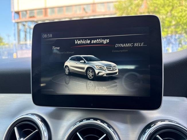 MERCEDES-BENZ Gla Photo 41