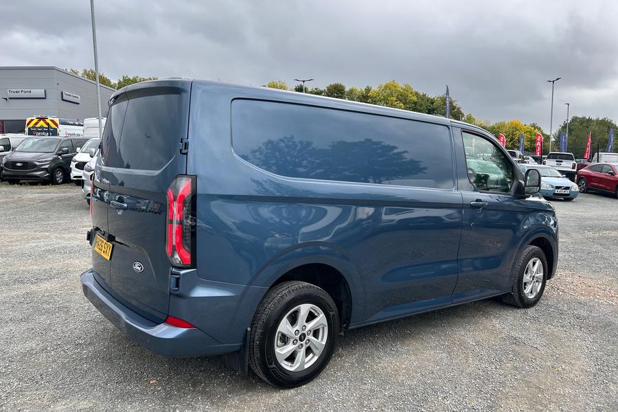 Ford E-TRANSIT CUSTOM Photo autoimg-dd6b31f5e28abfd259cc7f5b3b5ed83c892831ed.jpg