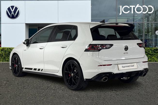 Volkswagen Golf Photo 3