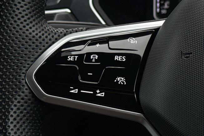 Volkswagen Tiguan Photo 16