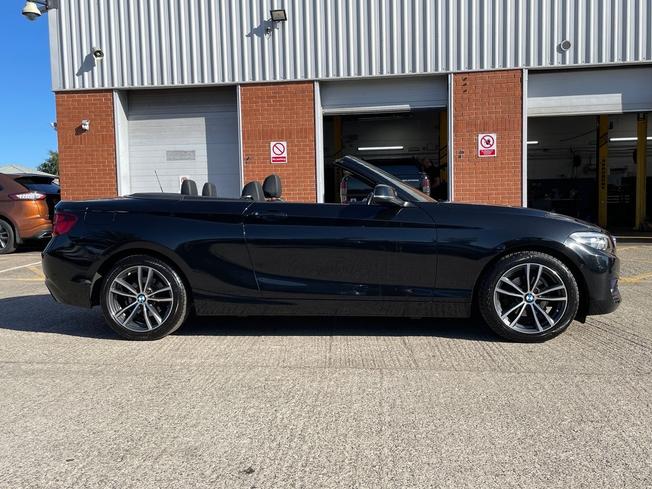 BMW 2 Series Photo 24