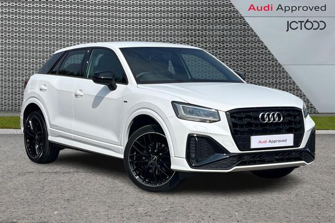 AUDI Q2 Photo 1
