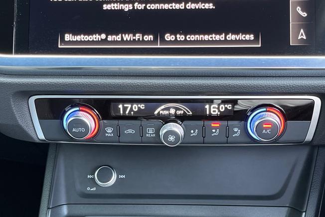 AUDI Q3 Photo 28