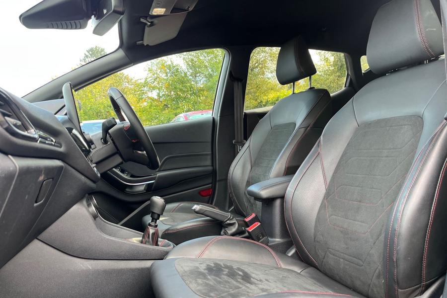 Ford Fiesta Photo autoimg-dd7922894296be798e7c7f57f6ca3a4412e61de4.jpg