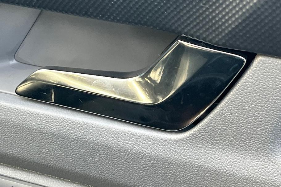 Used FORD E-TRANSIT CUSTOM WR75JBU 37