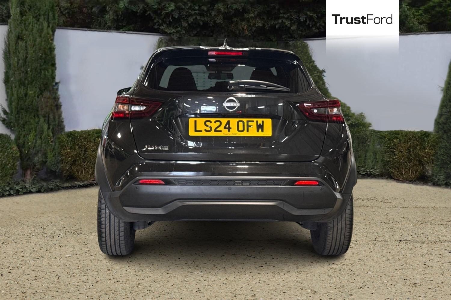 Nissan JUKE Photo 6