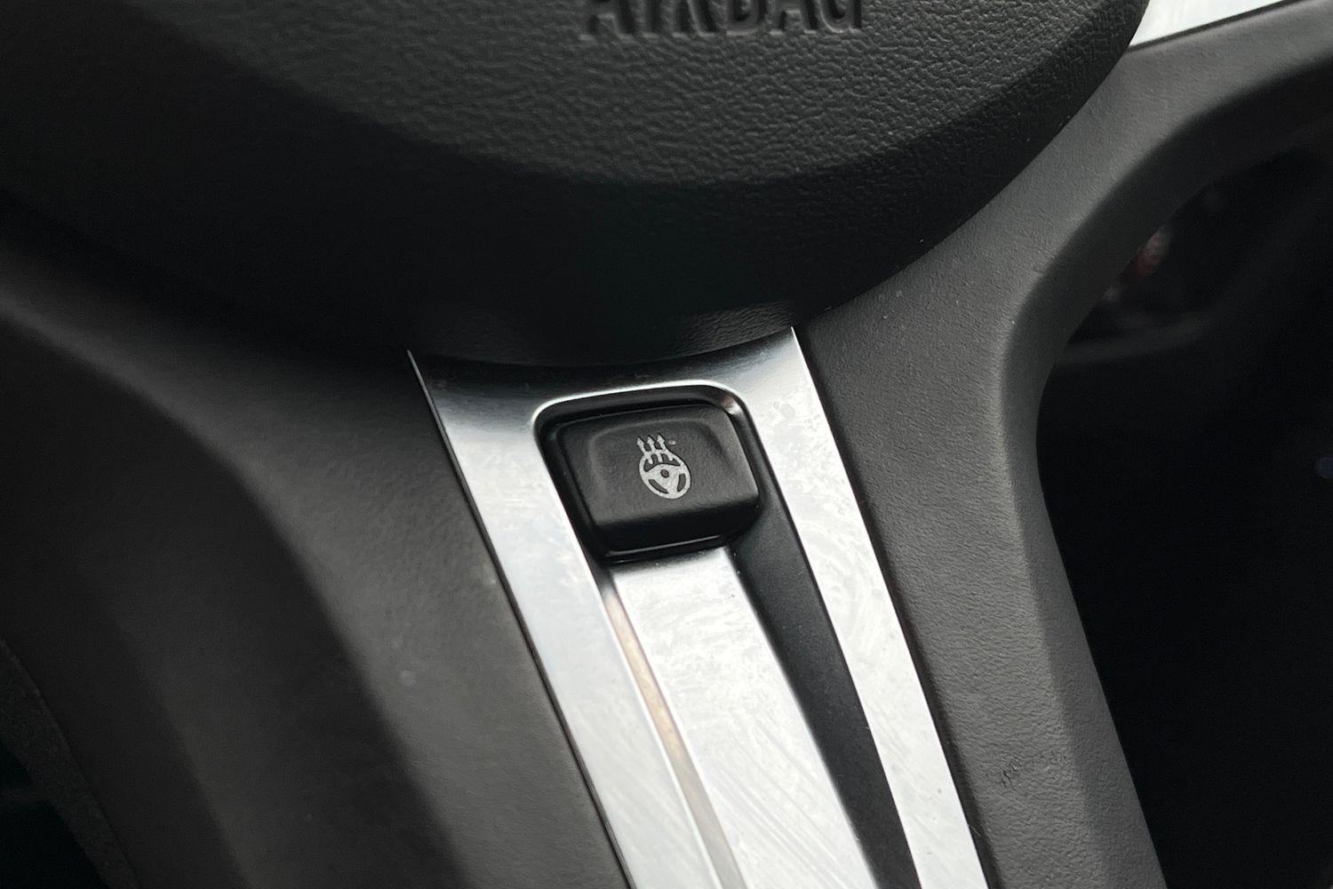 BMW 3 SERIES Photo 38