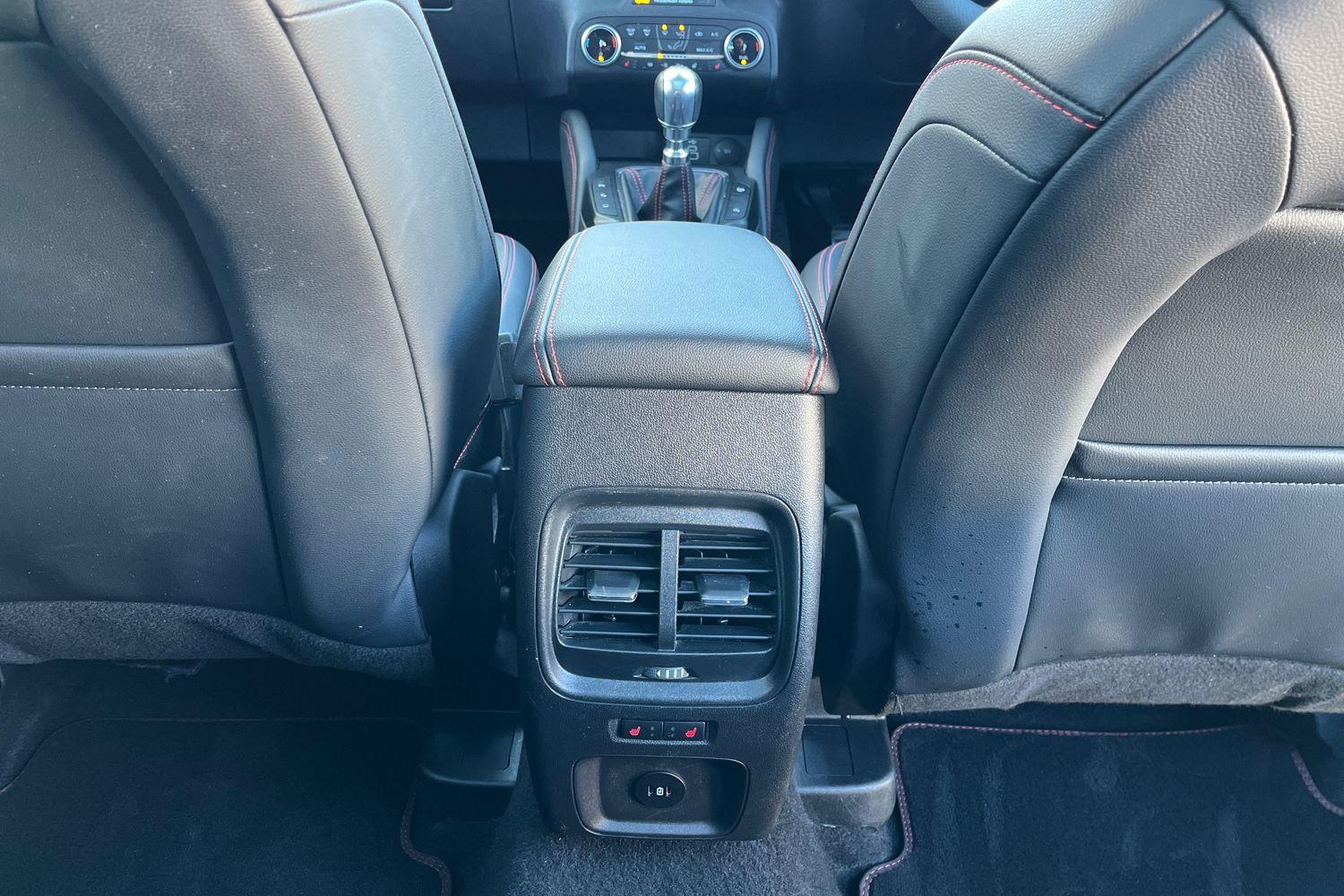 Ford Kuga Photo 28