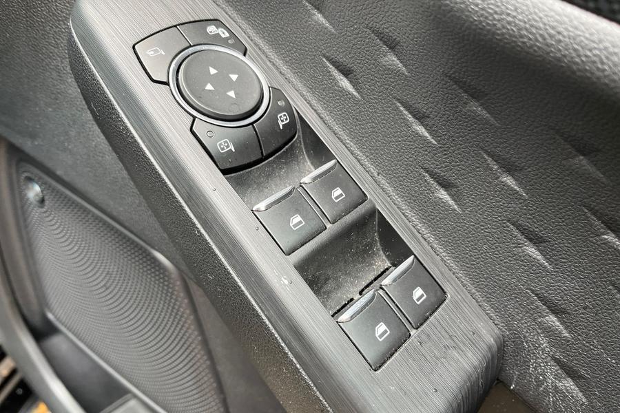 Ford Kuga Photo autoimg-dd8a73490c372de51badad7b2e8cc6cebc50e324.jpg