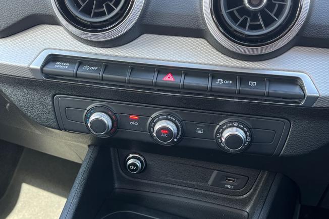 Audi Q2 Photo 30