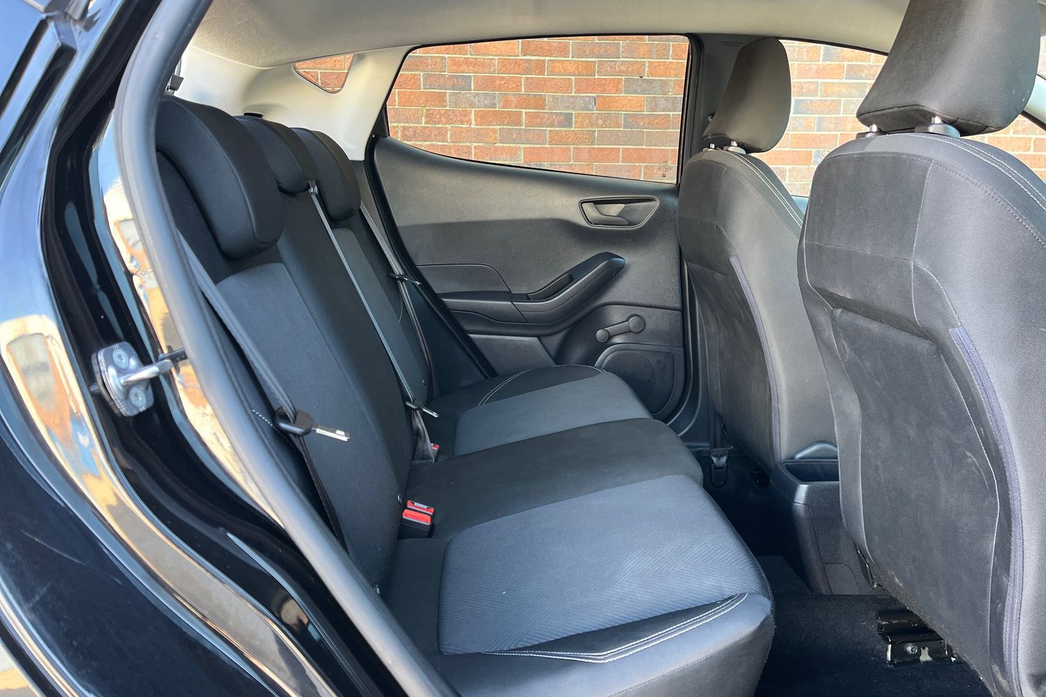 Ford Fiesta Photo 25