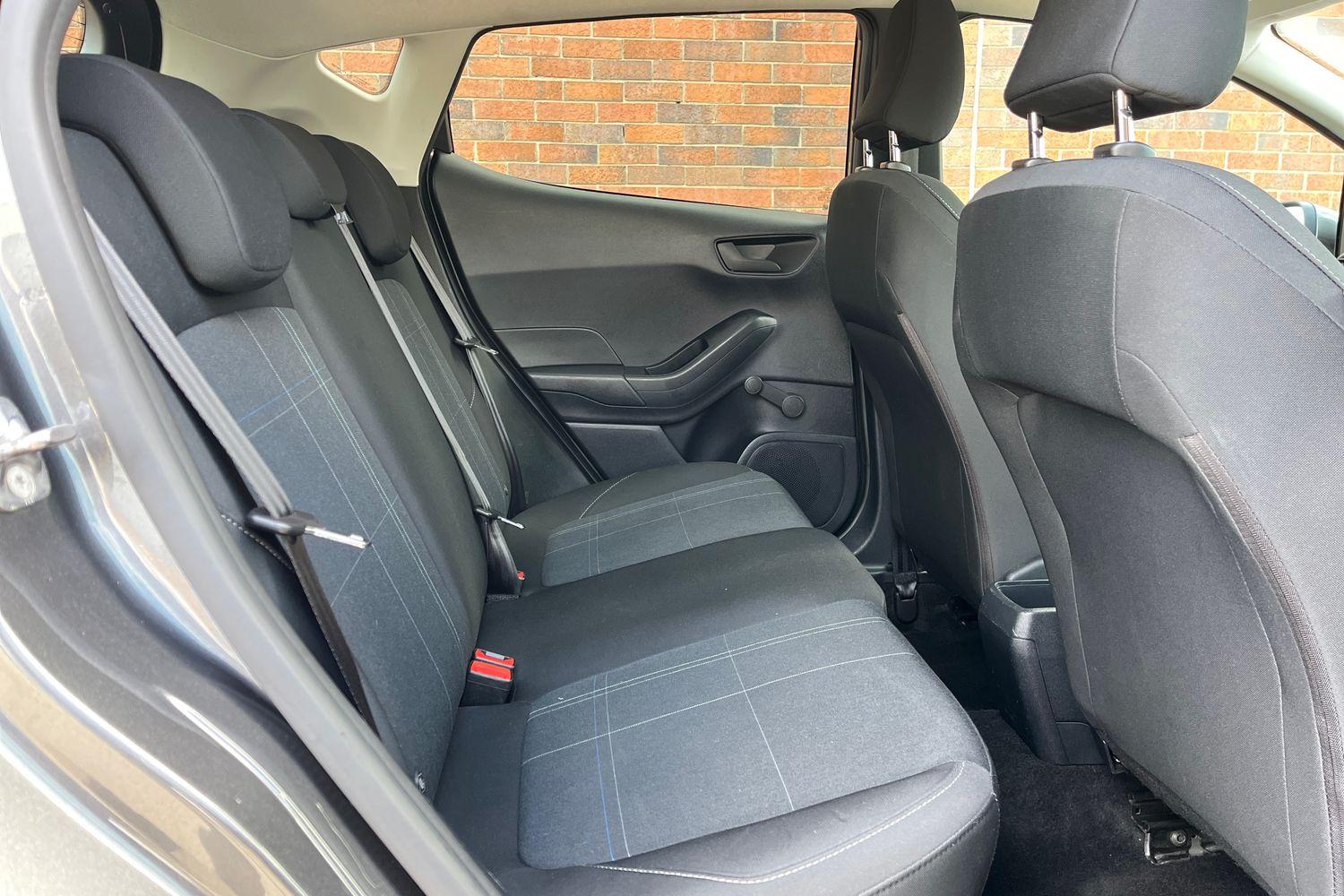 Ford Fiesta Photo 25