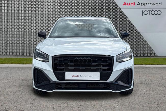 AUDI Q2 Photo 8