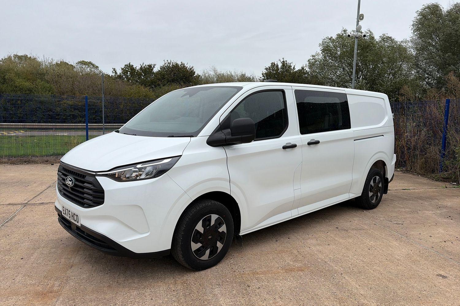 Ford TRANSIT CUSTOM Photo 23