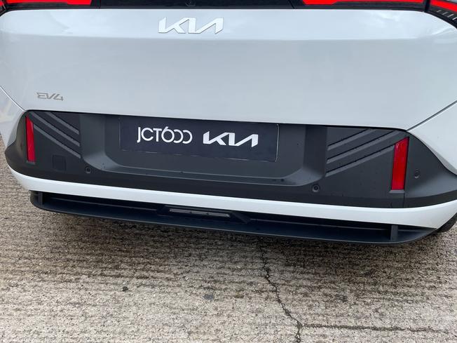 KIA EV4 Photo 27