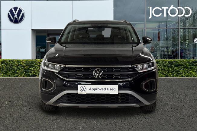 VOLKSWAGEN T-Roc Photo 8