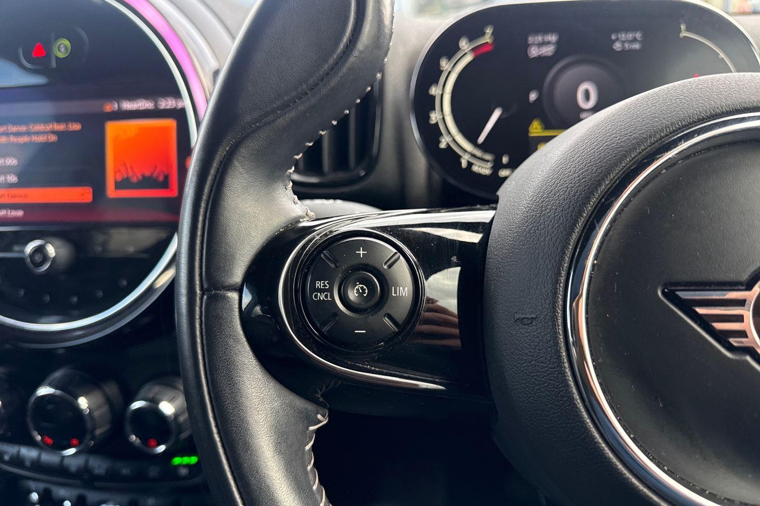 MINI COUNTRYMAN Photo 30