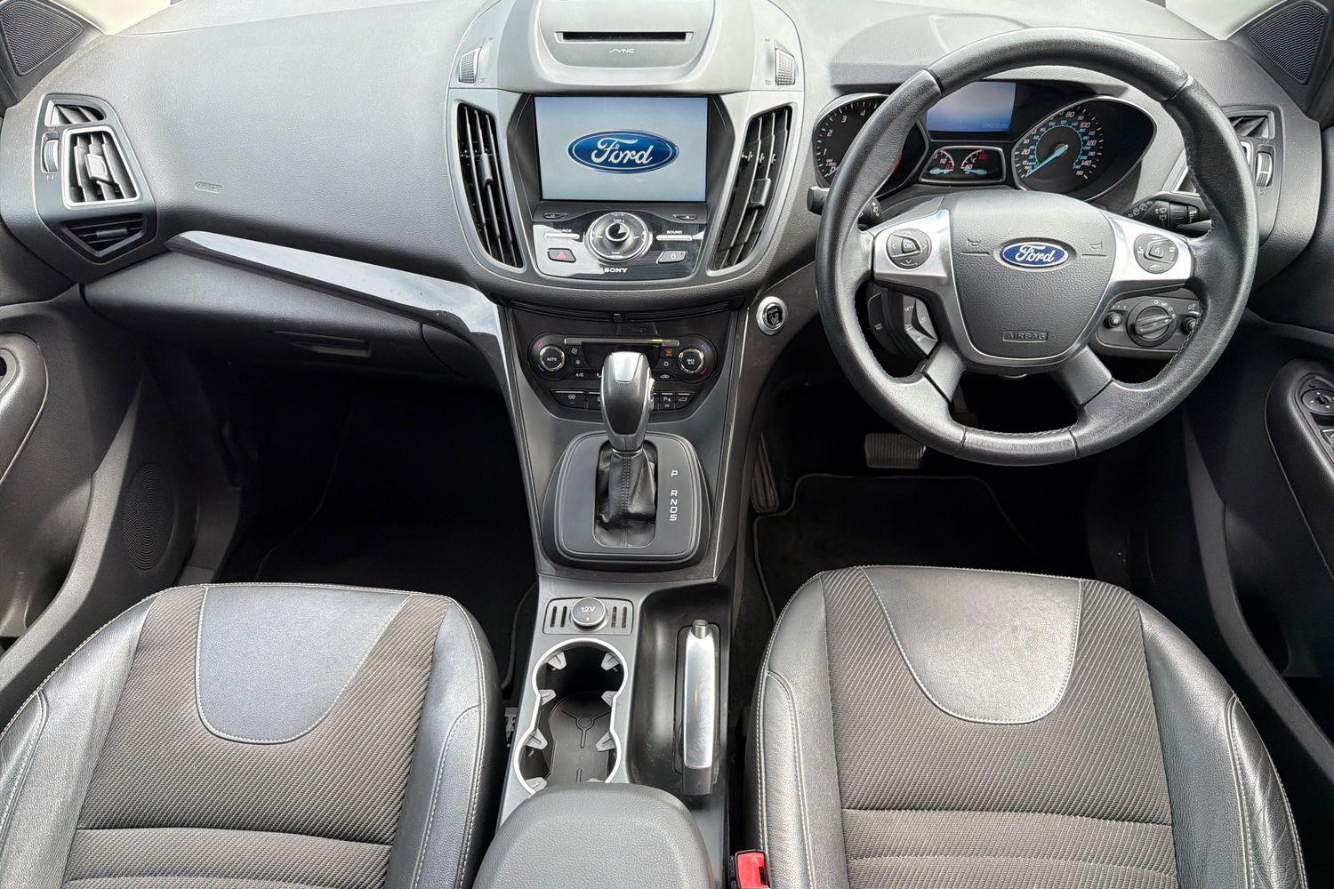 Ford KUGA Photo 9