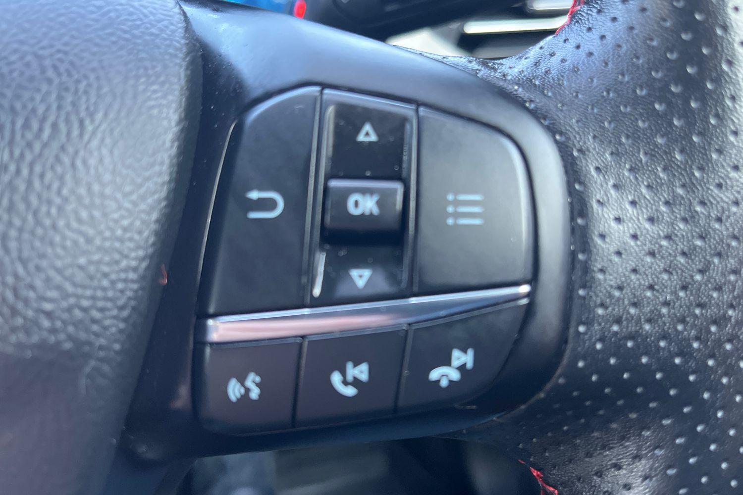 Ford FOCUS Photo 33