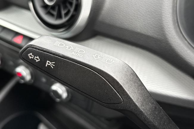AUDI Q2 Photo 38