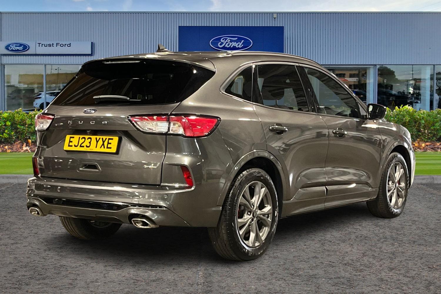Ford KUGA Photo 3