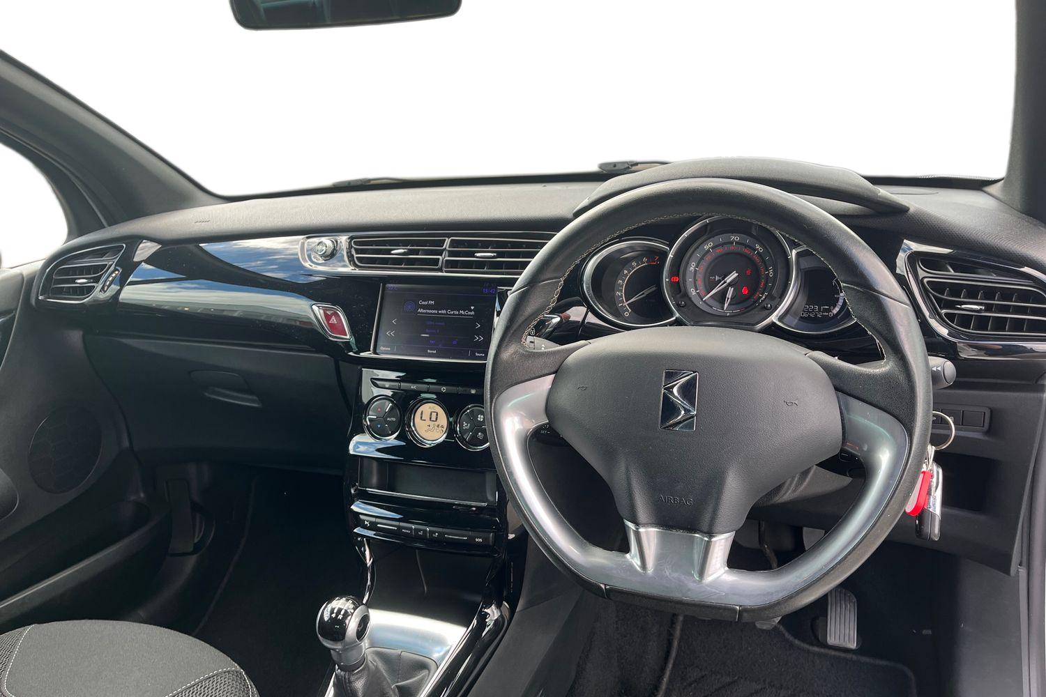 DS Automobiles DS 3 Photo 9