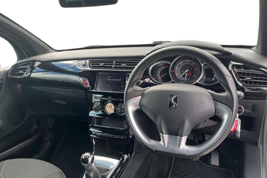 DS Automobiles DS 3 Photo autoimg-dda0027ff02a8147444044861f2e94948404787f.jpg