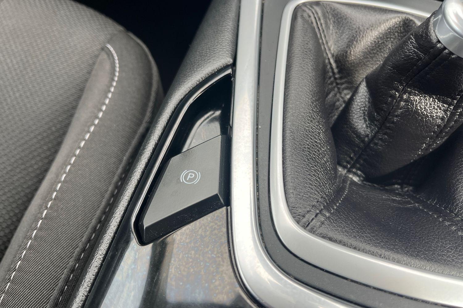 Ford S-MAX Photo 36
