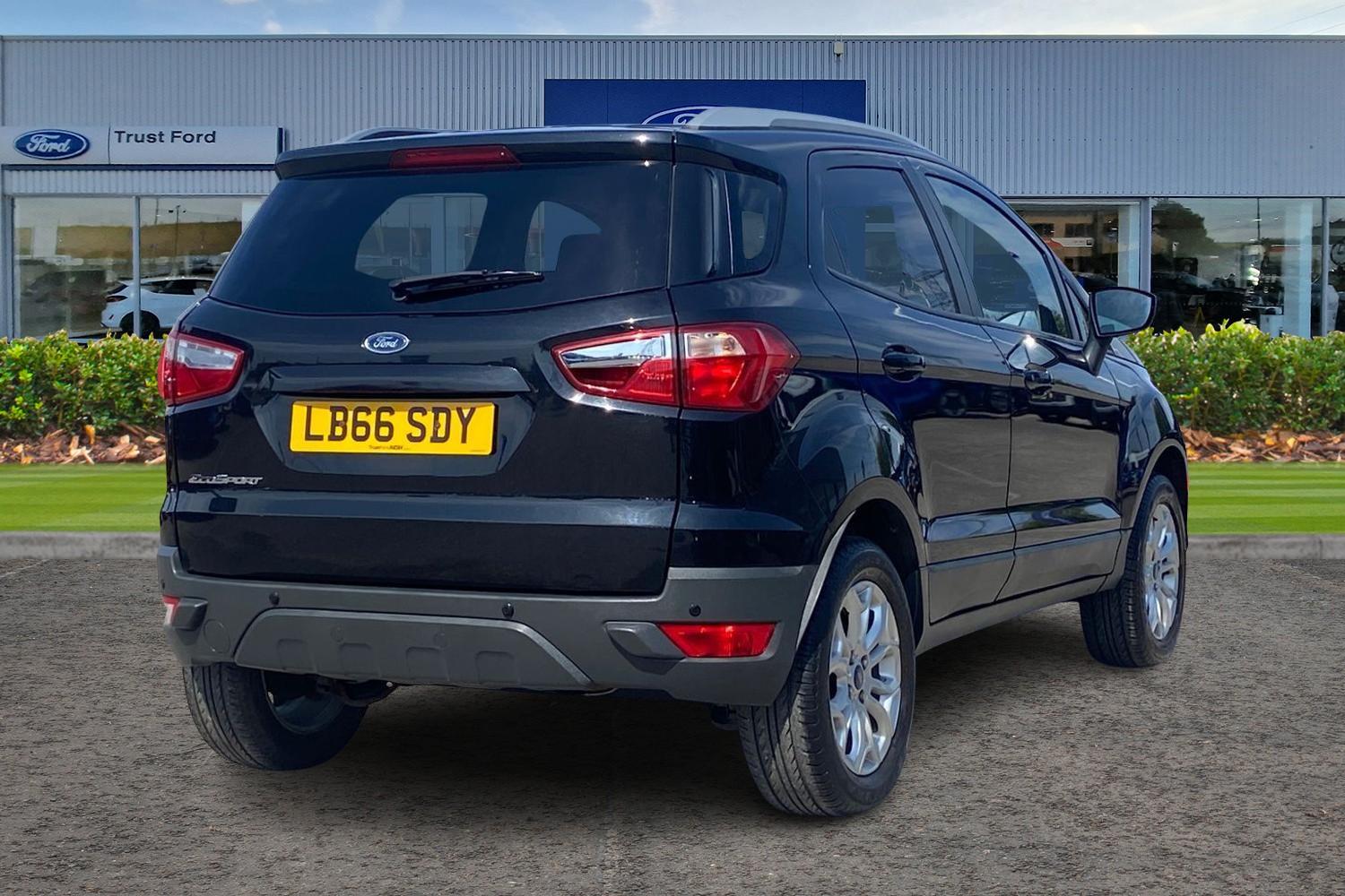 Ford ECOSPORT Photo 3