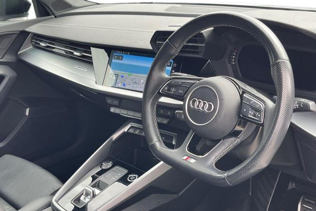 AUDI A3 Photo 6