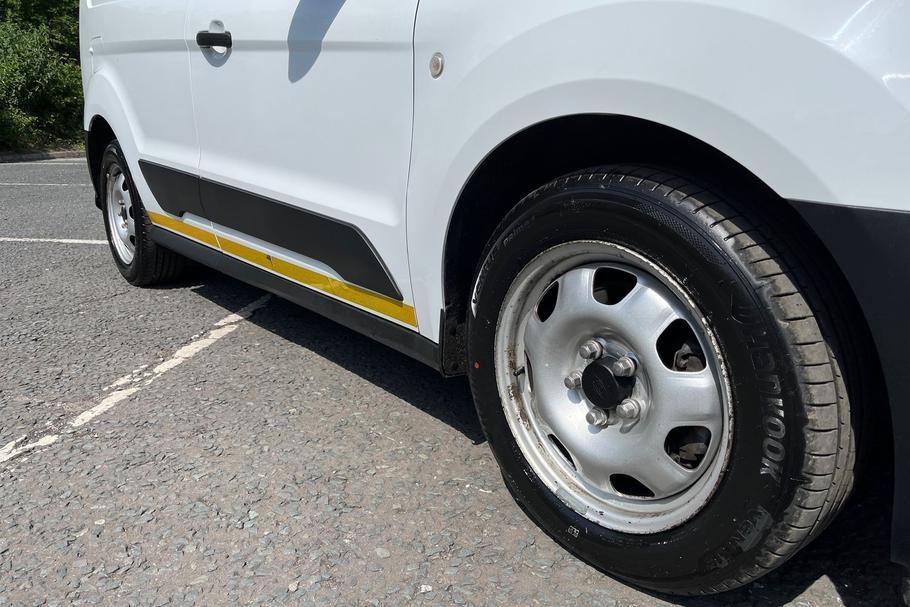 Used Ford TRANSIT CONNECT MA71WHT 34