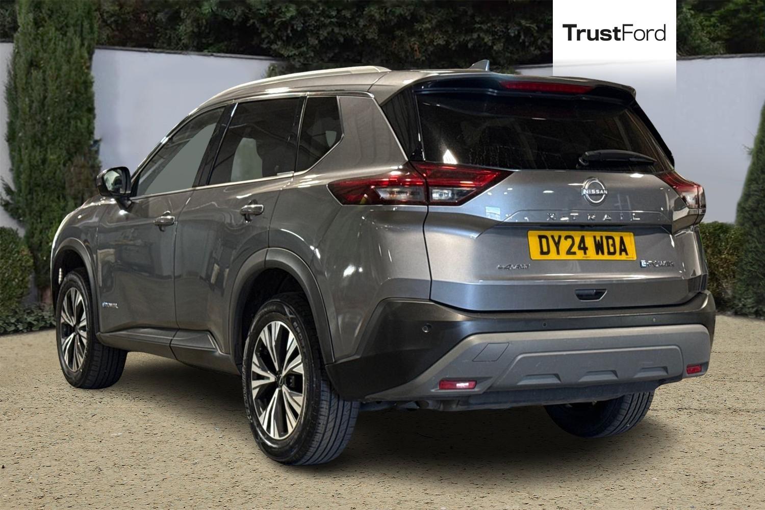 Nissan X-TRAIL Photo 1
