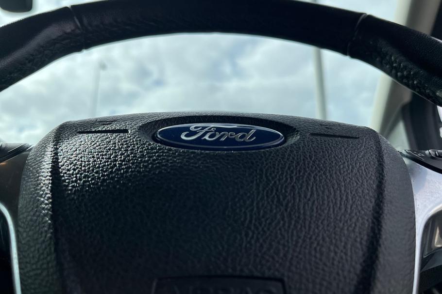 Used FORD TRANSIT CONNECT WU69ZDR 36