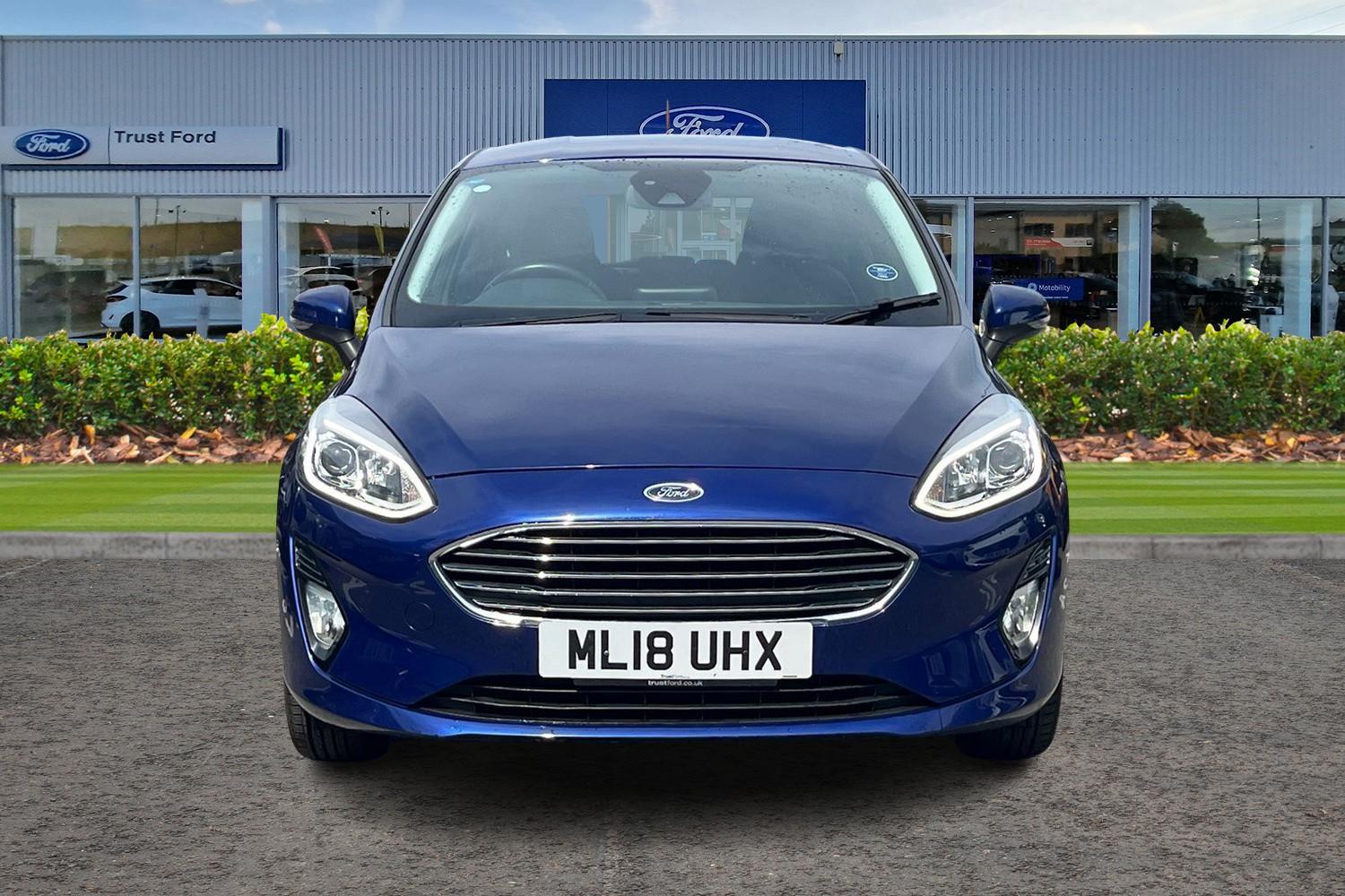 Ford Fiesta Photo 5