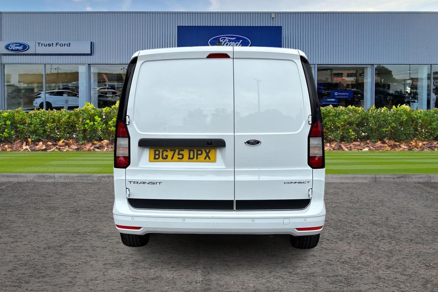 Ford TRANSIT CONNECT Photo 12