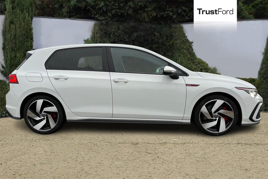 Volkswagen Golf Photo autoimg-ddc371ed903c3e4494e12f1c33d984bb148bb058.jpg